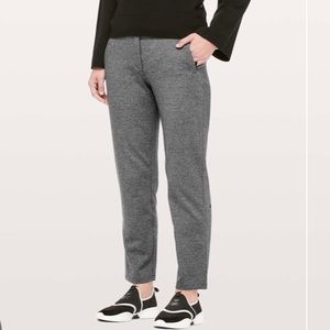 Lululemon on the move pant *never worn*